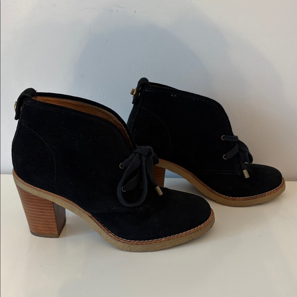 Coach Bootie Black Suede Lace Up Nickolas Bootie Heel Size 6 EUC Fall